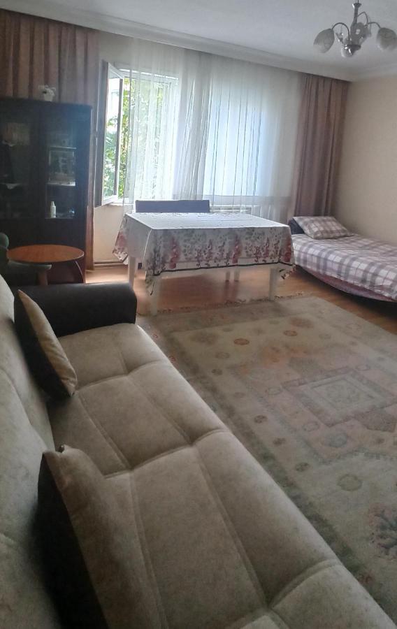 Private Room Close To Merter And Gungoren Textile Center Istambul Extérieur photo